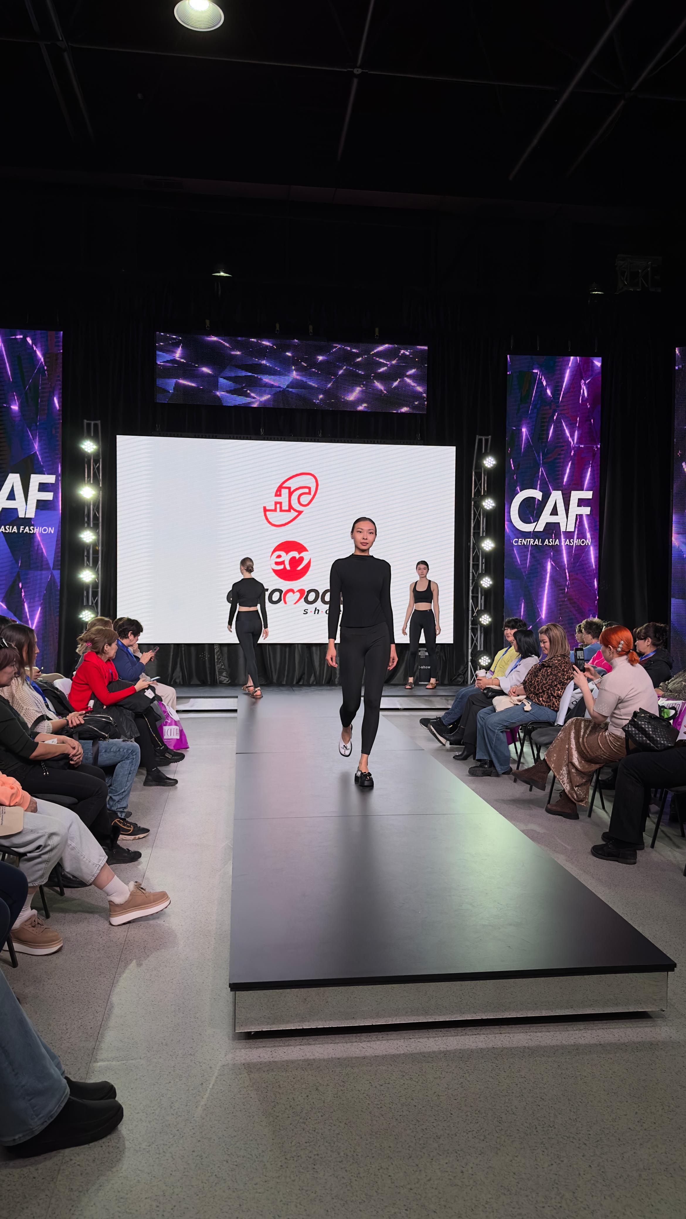 CENTRAL ASIA FASHION - 6