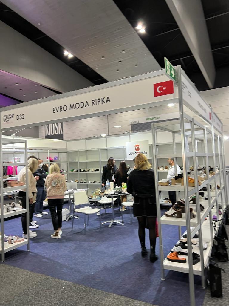 FOOTWEAR & LEATHER SHOW - 2